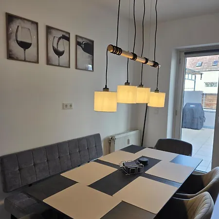 Apartment Wohnen Im Herzen Von Ruedesheim Stilvolles Fuer Familie & Freunde In Bester Lage *