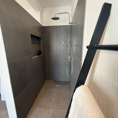 Apartment Wohnen Im Herzen Von Ruedesheim Stilvolles Fuer Familie & Freunde In Bester Lage